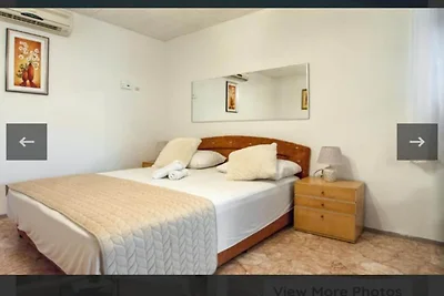 Villa Apartments Babaja - Studio Apartment wi...