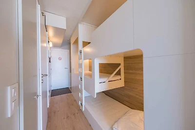 Studio im 6. Stock für eine Familie