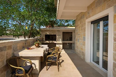 Ländliche Villa in der Nähe von Benkovac