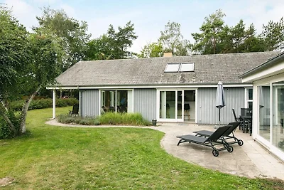 8 Personen Ferienhaus in Væggerløse-By Traum