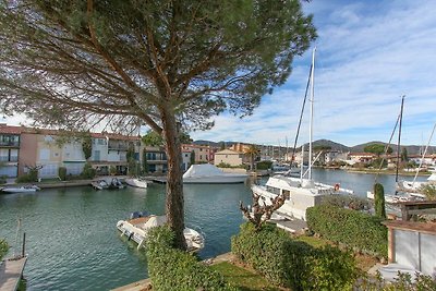 Charmante maison de vacances à Port Grimaud a...