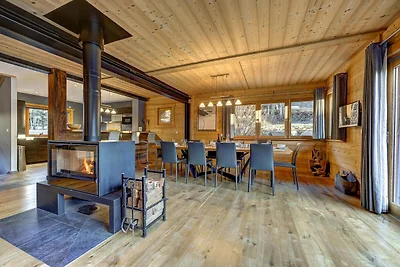 Chalet with Hot Tub & Sauna near Chamonix...