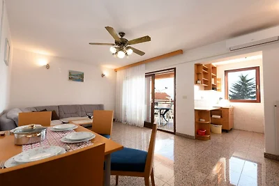 Cozy Icici Apartment with Sea view - Two Bedr...
