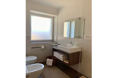 Appartamento per vacanze a Lana con piscina