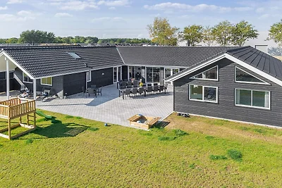 Maison de vacances pour 24 a Hasselberg