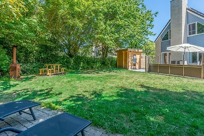 Villa mit finnischer Sauna und Außendusche