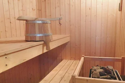 Ferienhaus mit Sauna im Ferienpark Mirow