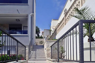 Ferienhaus SOLE in Maslenica mit Pool