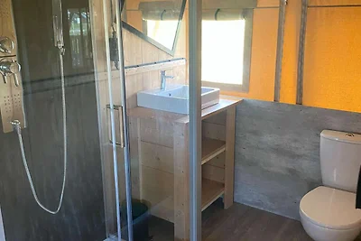 Glamping di lusso vicino alle acque della...