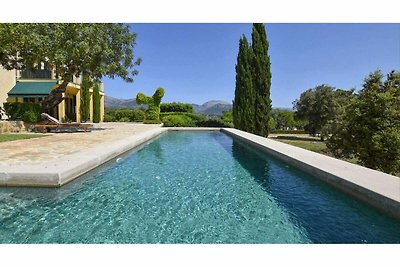 Schönes Landhaus mit Pool und Blick auf die T...