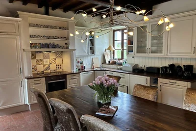 Luxuriöses Ferienhaus mit privatem Pool