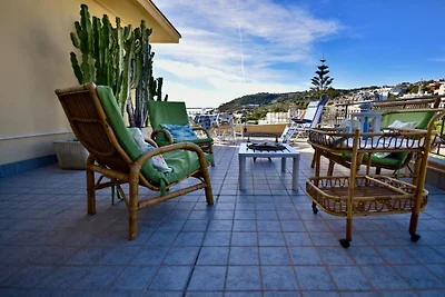 Blue Sky Apartment