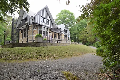 Villa mit Whirlpool und Infrarotsauna