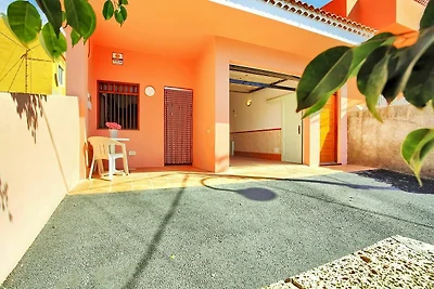 Casa vacanze tradizionale ad Arico con...