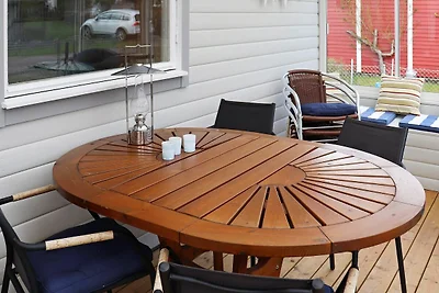 5 persone case ad MELLBYSTRAND