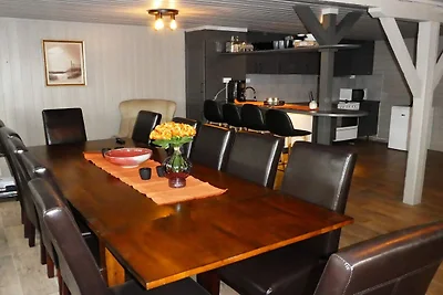 12 Personen Ferienhaus in Selje-By Traum