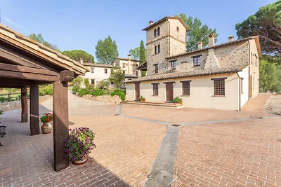 Borgo con 2 Piscine, jacuzzi e ristorante