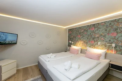 Little Suite Apartment 1