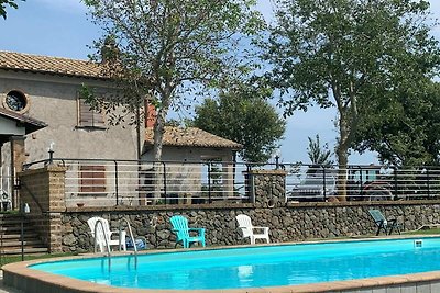 Agriturismo con piscina privata