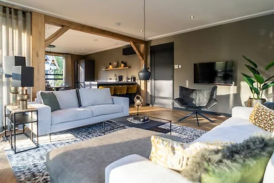 Luxuriöse Villa mit Sauna in Strandnähe