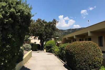 Apartment in Le Lavandou mit Meerblick