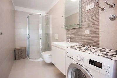 Apartments Happy Holiday - Two Bedroom Apartm...