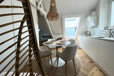 Regent House en Spa boven de golven