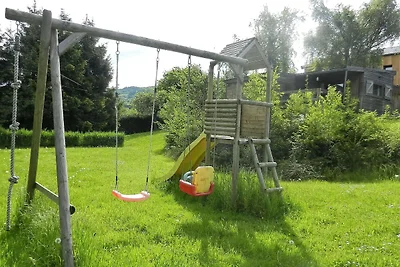 Idyllisches Chalet mit Sauna in Stoumont