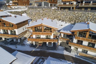 Alpenchalet mit Sauna und Balkon