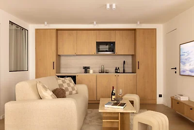 Elegant appartement - 3 slaapkamers - 8 plaat...