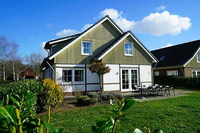 Ferienhaus in Susteren mit Terrasse