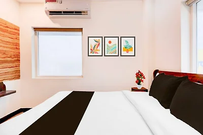 Super Hotel O MG Road, früher Aditi