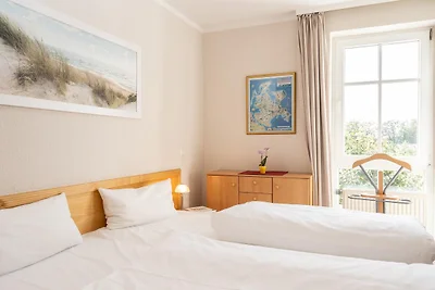 Jasny i przytulny apartament wakacyjny z balk...
