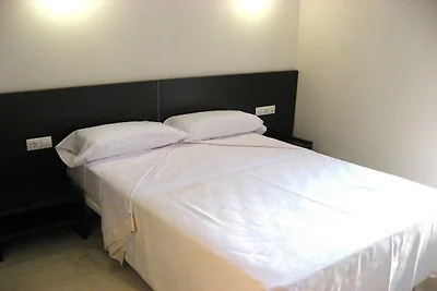 Appartement met uitzicht op het zwembad L'...