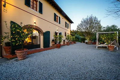 Villa in der Toskana nahe Lucca mit Pool