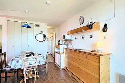 Apartment in Lunik in der Nähe des Milky...