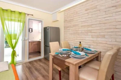 Villa Goldfield - Comfort One Bedroom Apartme...