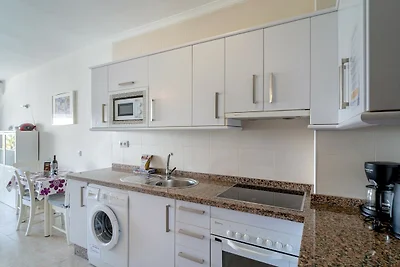 Monolocale a Nerja con Vista Mare e Piscina