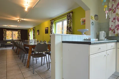 Modernes Ferienhaus in Robertville mit Garten