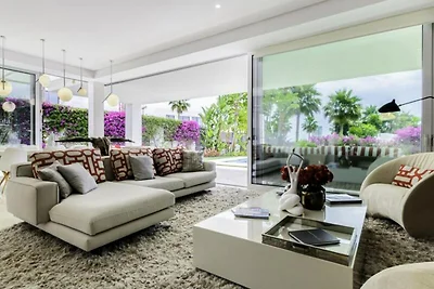 Villa in Marbella met uitzicht op zee en...