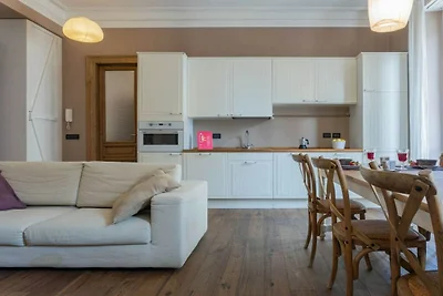 Wohnung in Torino mit Balkon und Parken