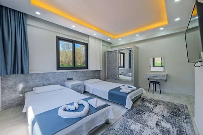Villa in Fethiye/Mugla mit Schwimmbecken