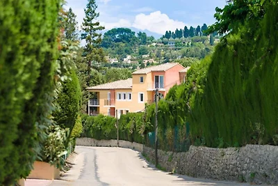 Elegant Comfort in Mougins near Cannes