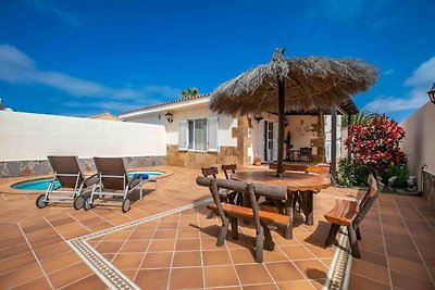 Villa con piscina privata a Playa Corralejo