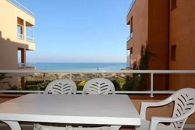Apartment in Pals near Golf course
