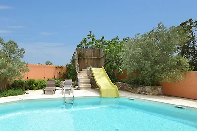 Großzügige Villa mit Swimmingpool in Canet