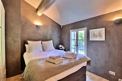 Haus in Ventabren mit Pool und Garten