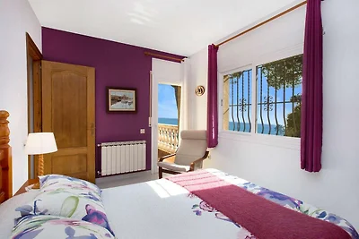 Urocza willa z 3 sypialniami w Lloret de Mar