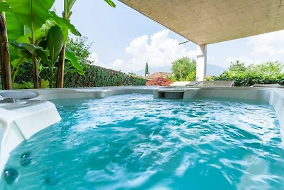 Wohnung in Schenna mit Schwimmbecken