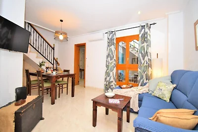 Huis in Muro met terras en barbecue